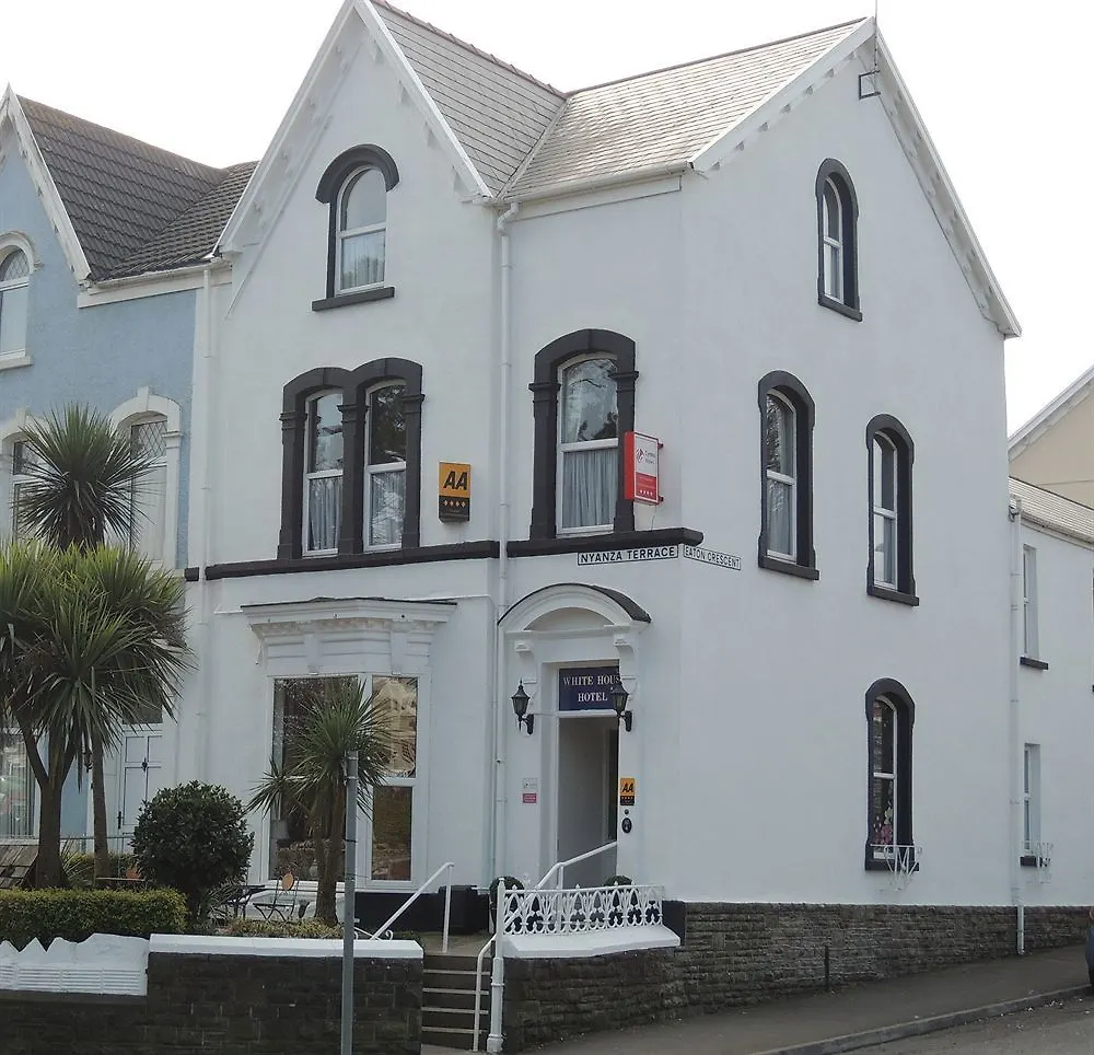The White House By Bodacious! Swansea 4*,